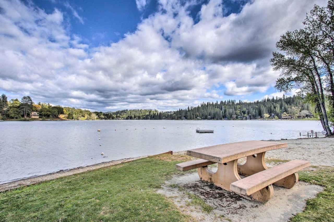 Pine Mountain Lake Vacation Rental With Deck โกรฟแลนด์ ภายนอก รูปภาพ